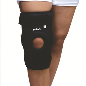 Hinged with open patella
